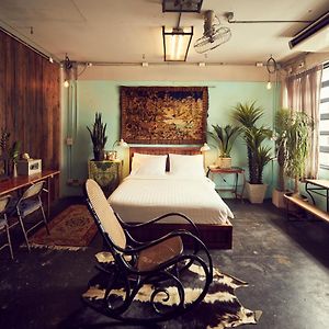 The Mustang Nero Hotel